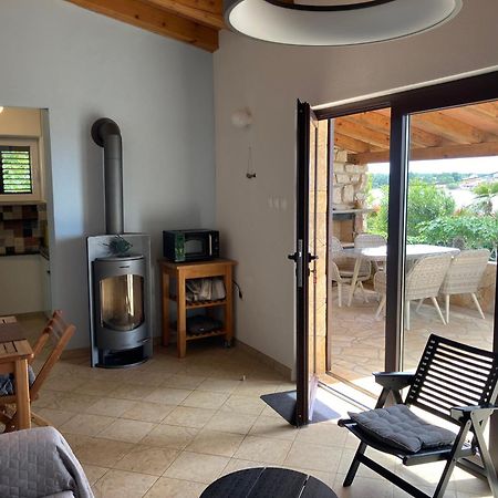 Karigador Beach House Exterior photo